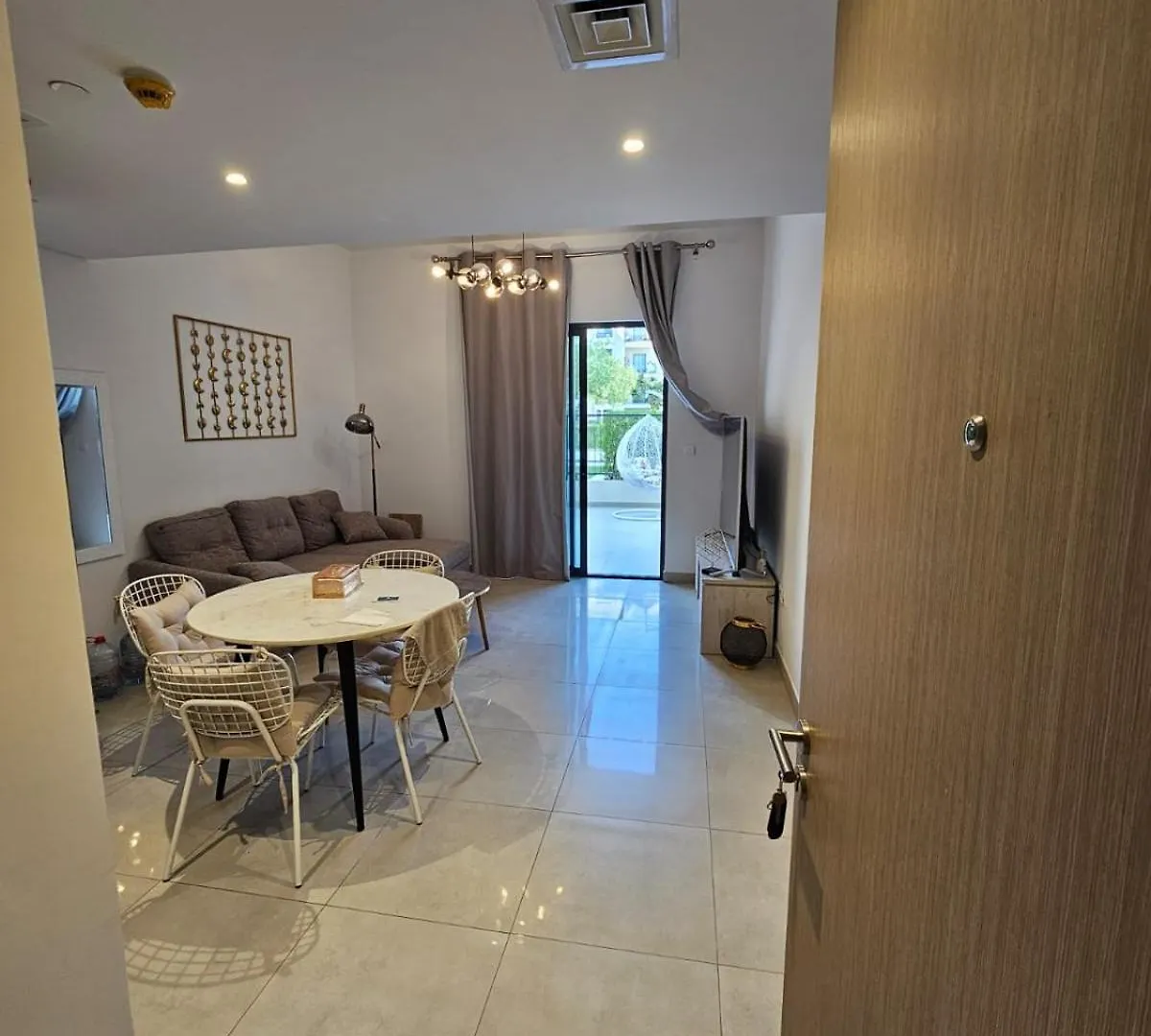 Apartments 100 M2 Sharjah