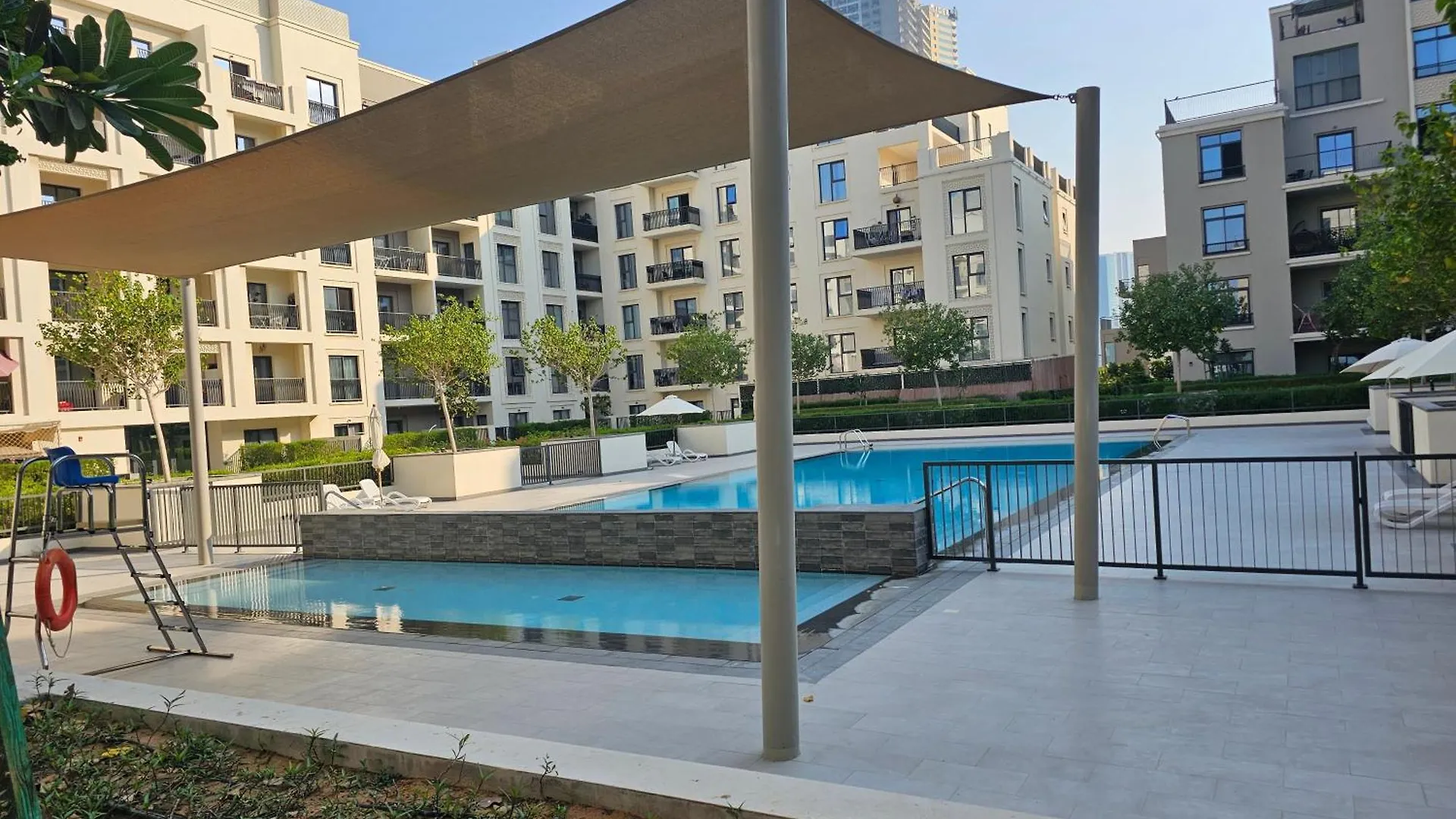 Apartments 100 M2 Sharjah 0*,