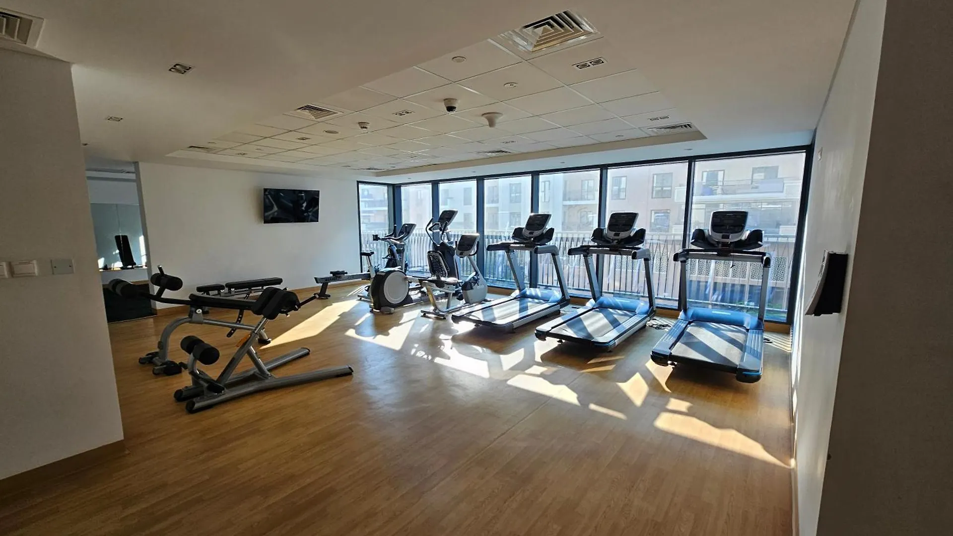 שארג'ה Apartments 100 M2