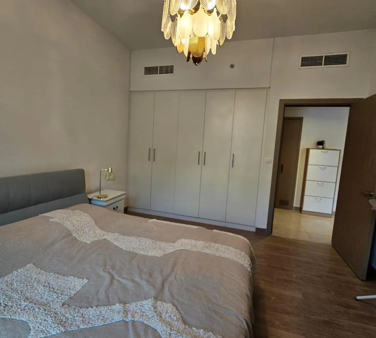 Apartments 100 M2 Sharjah