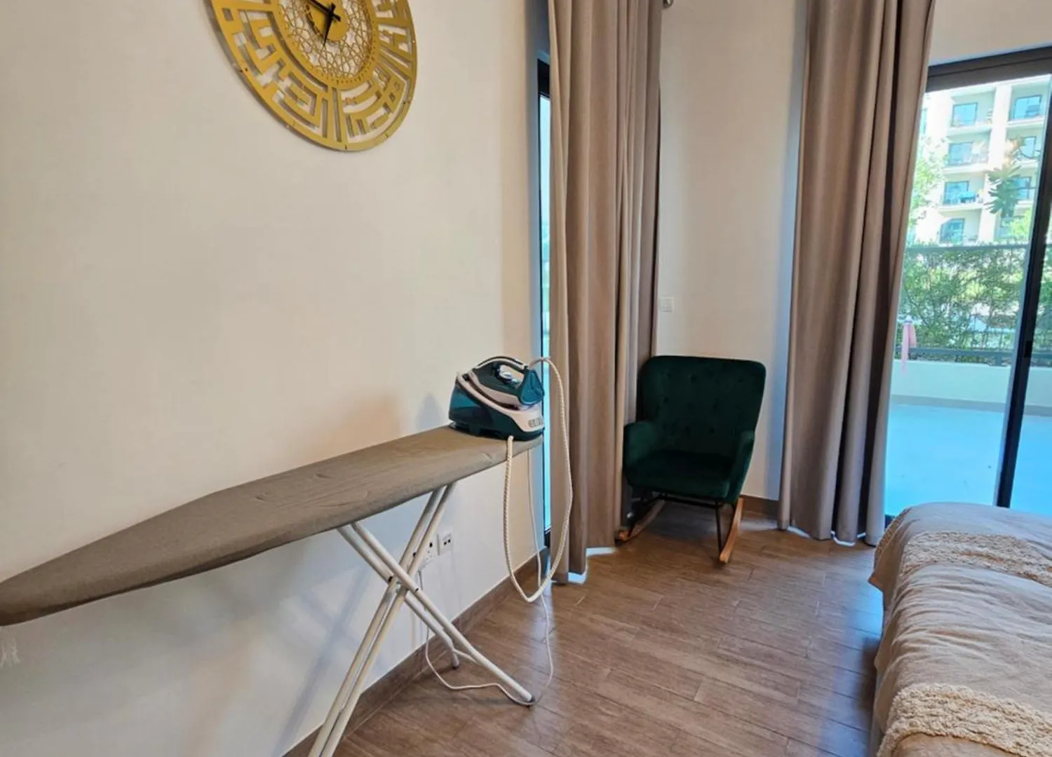 Apartments 100 M2 Sharjah 0*,