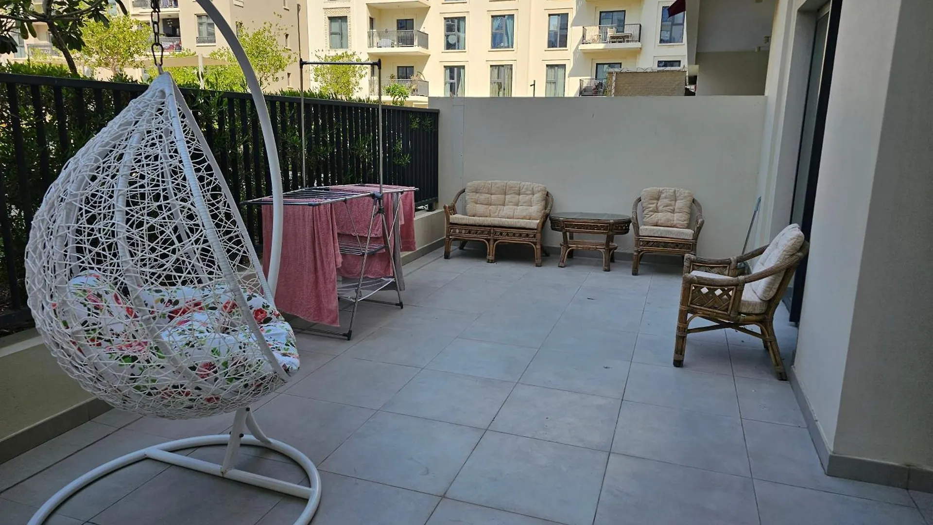 Apartments 100 M2 Sharjah