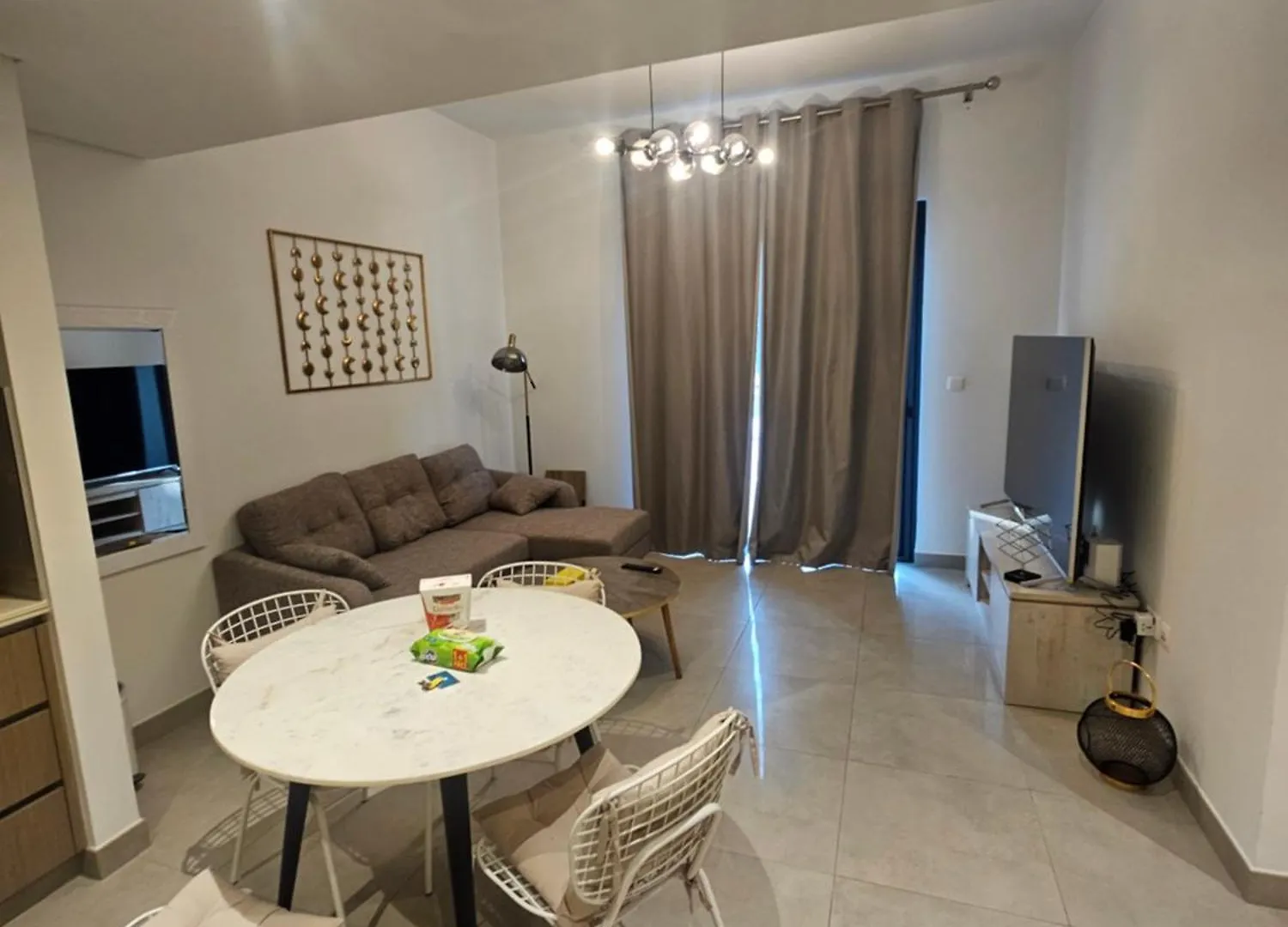 Apartments 100 M2 Sharjah