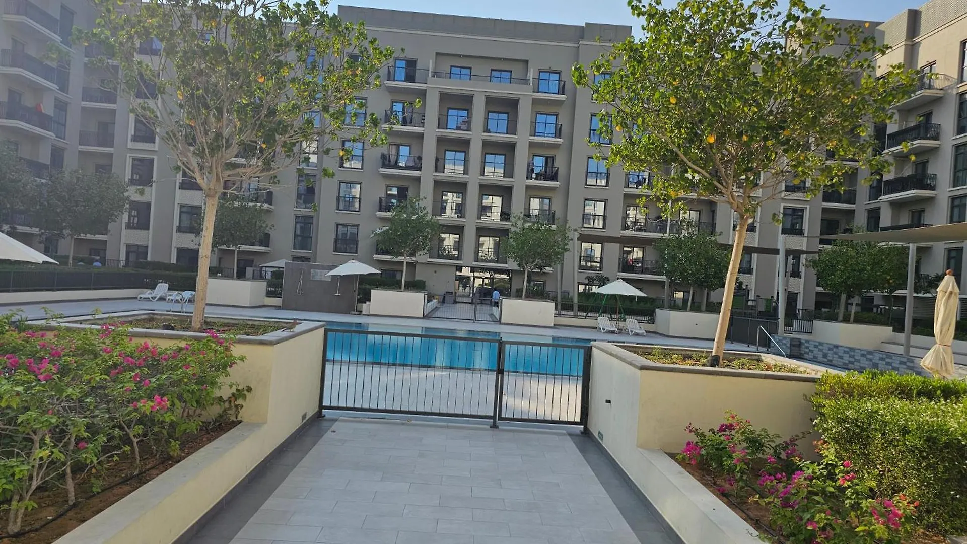 Apartments 100 M2 Sharjah